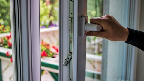 So schützen Sie Ihr Zuhause - Einbruchsschutz für Türen und Fenster