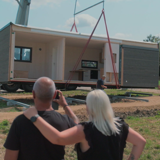 Tina und Jürgen Fahleker errichten sich ein Tiny-House