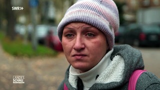 Anna sucht eine Wohnung in Stuttgart. Das Projekt Housing First unterstützt sie.