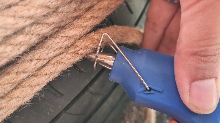 So wird aus alten Autoreifen ein Tisch