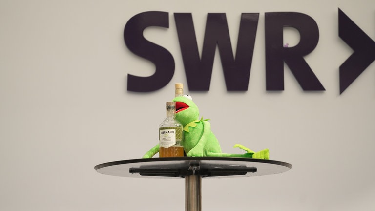 Sommerhitze und Maimarkt: Die Mannheimer Polizei rät, keinen Alkohol zu trinken - vor allem wenn man mit Auto, Rad oder E-Scooter unterwegs ist. 