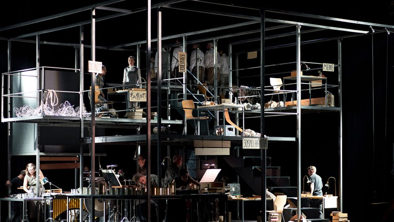 Der Fall Babel - Uraufführung bei den Schwetzinger SWR Festspielen