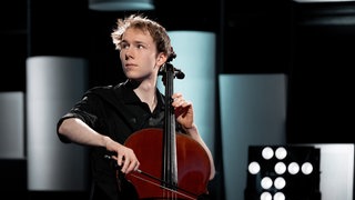 Cellist Lionel Martin