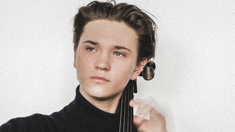 Cellist Arne Zeller
