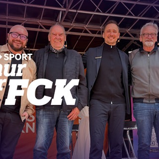 Der "Nur der FCK"-Podcast live auf der Bühne mit Sebastian Zobel, Sepp Stabel, Marcel Klos und Stefan Kersthold