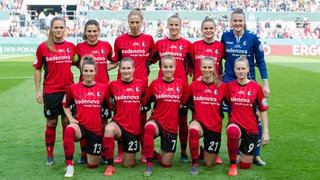 Teamfoto der Frauen des SC Freiburg im Jahr 2019