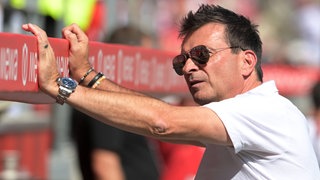 Mainz-05-Vorstand Christian Heidel kritisiert den Spieltermin in der ersten Runde des DFB-Pokals.