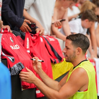 Christian Günter beim Trainingsauftakt des SC Freiburg