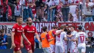 Enttäuschte Spieler des 1. FC Kaiserslautern