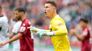 FCK-Keeper Julian Krahl zeigte bei Hannover 96 eine starke Leistung.