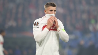 VfB-Stuttgart-Stürmer Ermedin Demirovic hat in der Europa League beim FC Basel erneut einen Elfmeter verschossen.