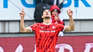 Ivan Prtajin bejubelt ein Tor für den FCK gegen Bochum