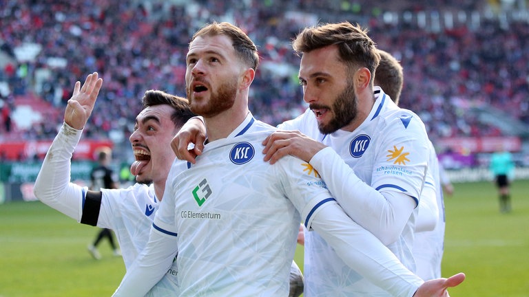4:0 für den Karlsruher SC durch Budu Zivzivadze