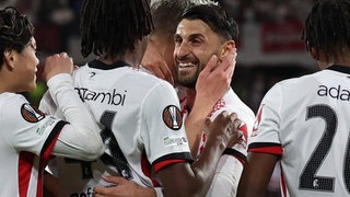 Vincenzo Grifo vom SC Freiburg bejubelt seinen Treffer gegen den FC Utrecht. 