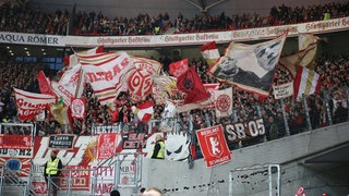 Im Fanblock des FSV Mainz 05 ist