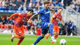 Im Sommer galt Fabian Schleusener beim Karlsruher SC als Auslaufmodell. Mancher Fan belächelte ihn als Chancentod. Doch nun ist der Stürmer ein Symbol des Aufschwungs.
