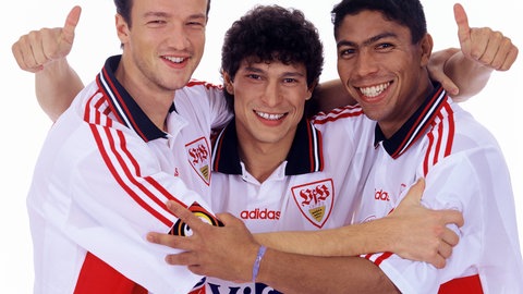 Fredi Bobic, Krassimir Balakov und Giovane Elber (von links) im Trikot des VfB Stuttgart