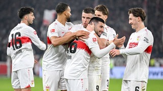 Spieler des VfB Stuttgart jubeln