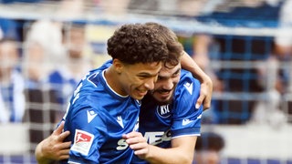 Louey Ben Farhat (li.) und Lilian Egloff vom Karlsruher SC (Archivbild)