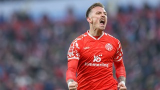 Phillip Tietz jubelt gegen den VfL Wolfsburg.