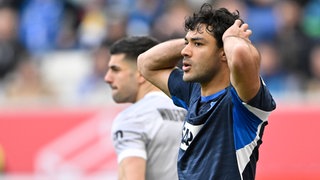 Verteidiger Ozan Kabak hätte die TSG Hoffenheim in FÜhrung bringen können.