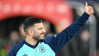 Deniz Undav - Thumbs up