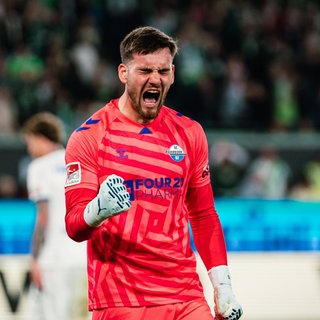 Der vom VfB nach Paderborn ausgeliehene Keeper Dennis Seimen