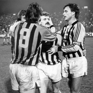 Viererpack: Gefeierter Fritz Walter