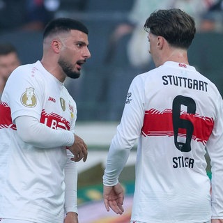 Deniz Undav (links) und Angelo Stiller vom VfB Stuttgart