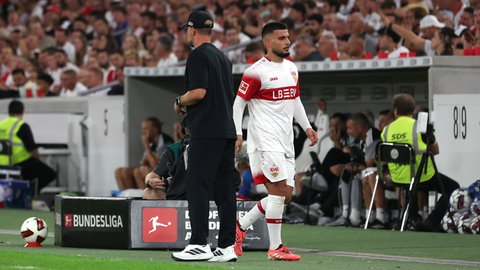VfB-Stuttgart-Trainer Sebastian Hoeneß hat Stürmer Deniz Undav gegen Borussia Dortmund zur 64. Minute ausgewechselt.
