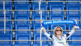 Leere Stadion-Ränge