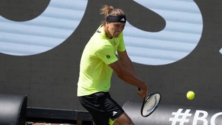 Beim ATP-Turnier in Stuttgart gewann Alexander Zverev das Viertelfinale gegen Brandon Nakashima.