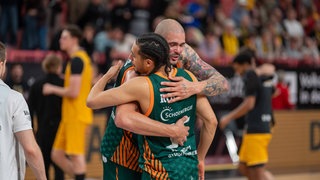 Die beiden Basketballer Maik Zirbes und Jordan Jamal Roland haben den sportlichen Aufstieg der Gladiators Trier klargemacht. Nun ist klar: Auch finanziell sind die Trierer erstligareif.