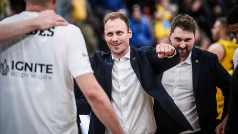 Co-Trainer Kevin Oberlack hält seinem Chef beim Basketball den Rücken frei. Auch beim Spiel in der Bundesliga Trier gegen Bonn für die Offensivtaktik zuständig.