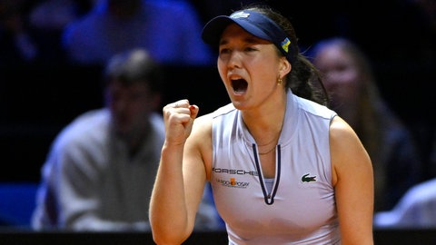 Eva Lys setzte sich beim Porsche-Tennis-Grand-Prix in Stuttgart in der ersten Runde gegen die Spanierin Paula Badosa durch.