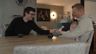 Märkl und Ackermann zuhause bei Familie Ackermann