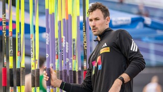 Zehnkämpfer Niklas Kaul greift einen Speer