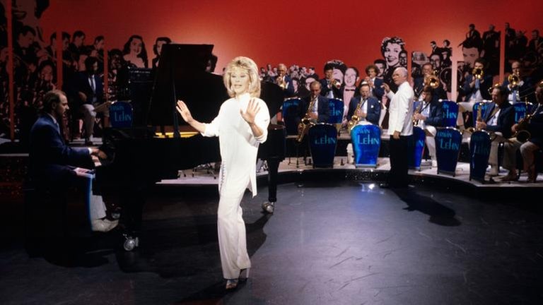 Erwin Lehn und sein Südfunk-Orchester mit Bibi Johns