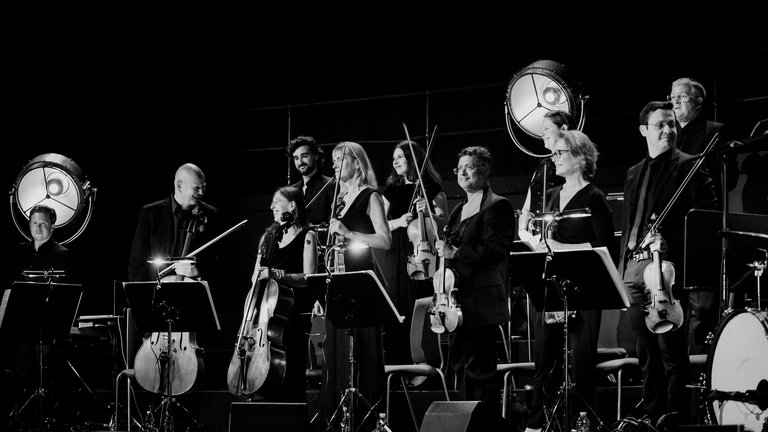 SWR Big Band und Paul Carrack in London