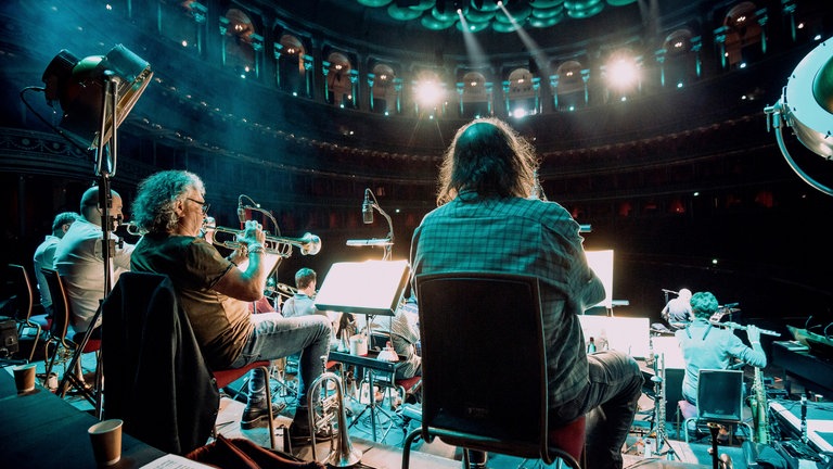 SWR Big Band und Paul Carrack in London