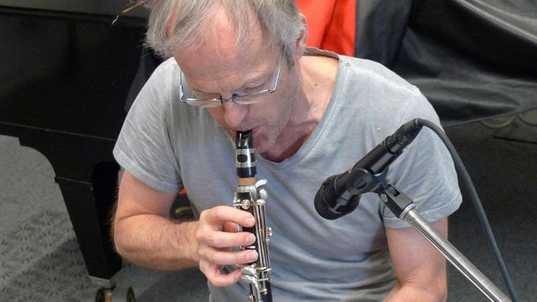 Uroš Rojko an der Halbklarinette