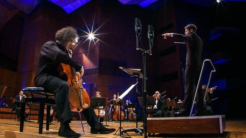 Nicolas Altstaedt (Violoncello), Krzysztof Urbański und das SWR Symphonieorchester