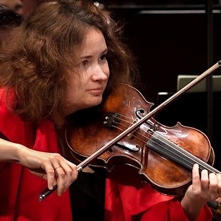 Patricia Kopatchinskaja spielt mit dem SWR Symphonieorchester