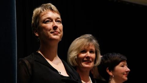 Sängerin Kirsten Drope auf der Bühne