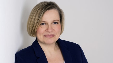 Moderatorin Silke Arning