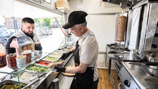 Der neue Dönerbus As Döner in Duisburg Walsum