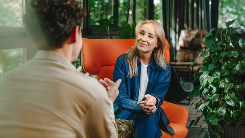 Die Tipps der Telefonseelsorgerin können auch in Alltagsgesprächen angewandt werden