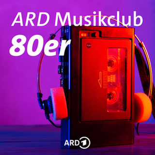 Ein Walkman im Hintergrund mit dem Schriftzug "ARD Musikclub 80er" im Vordergrund - in den 80ern stand der Walkman auf jeder Teenager-Wunschliste 