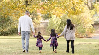 Weniger Ehe-Bonus, mehr Cash für Kids: Kommt die Splitting-Reform?