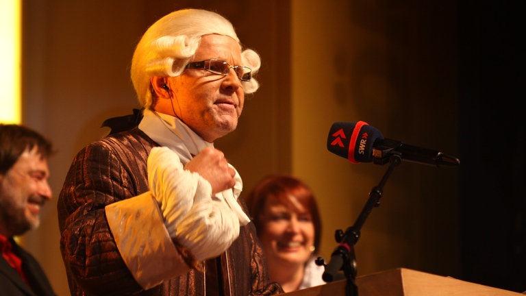 Michel Ries-Schiller verkündet die Nummer 1